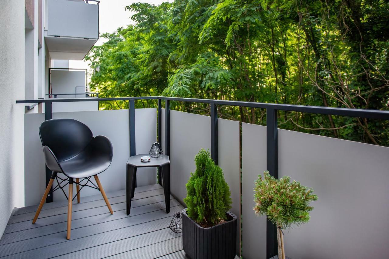 Apartments Parks Of Warsaw By Noclegi Renters מראה חיצוני תמונה
